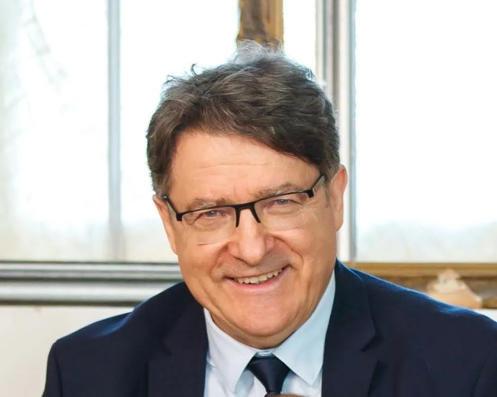 dr. Szabó Tibor, attorney-at-law