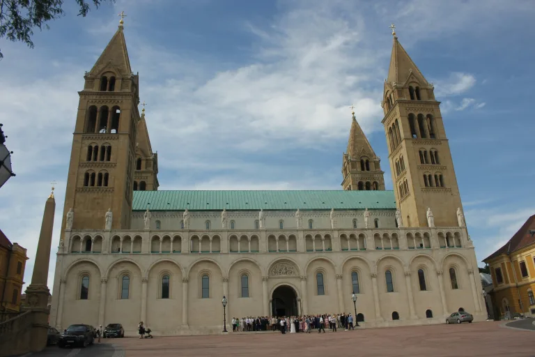 eladó ingatlan pécs