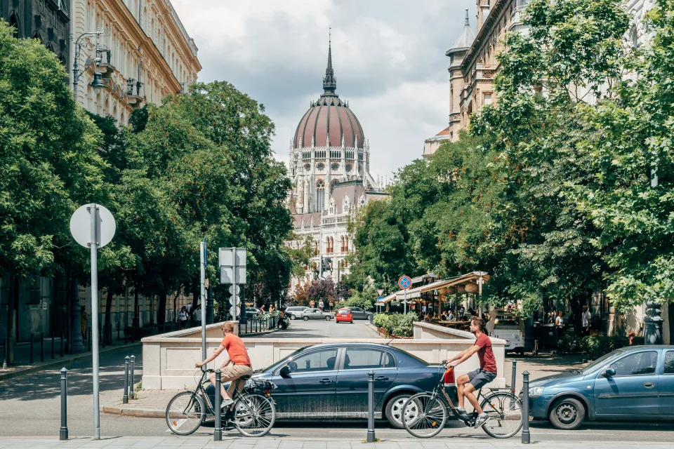 Buying real estate in a foreign country is never easy - let's help you!